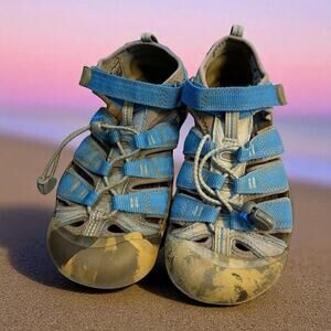 Keen Newport H2 Womens 5 Sandals Blue Gray Camo Water Shoes Hiking Sky Diver